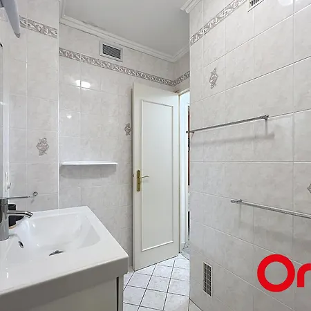 Lumineux A Avec Piscine Et Wi-fi Inclus - Fr-1-647-51 Apartman Menton