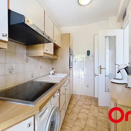 Lumineux A Avec Piscine Et Wi-fi Inclus - Fr-1-647-51 Apartman Menton